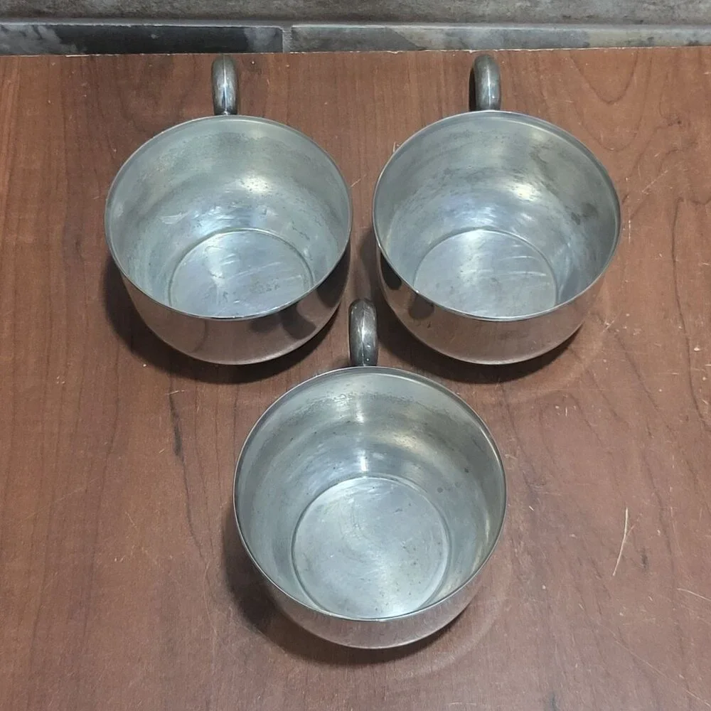 Vintage Oneida Silversmiths Cup Set of 3